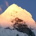 シク教の聖地ヘームクンドと太陽神の聖地バドリナート巡礼